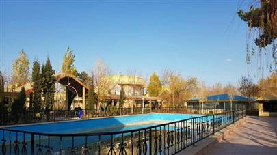 حیاط هتل پارسیان توریست توس مشهد حیاط هتل پارسیان توریست توس مشهد